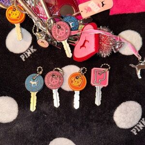 UFT Super Rare/HTF 4 Collectible Keys by VS PINK